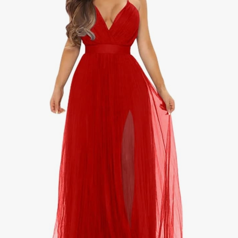 Chic Scarlet Maxi Dress